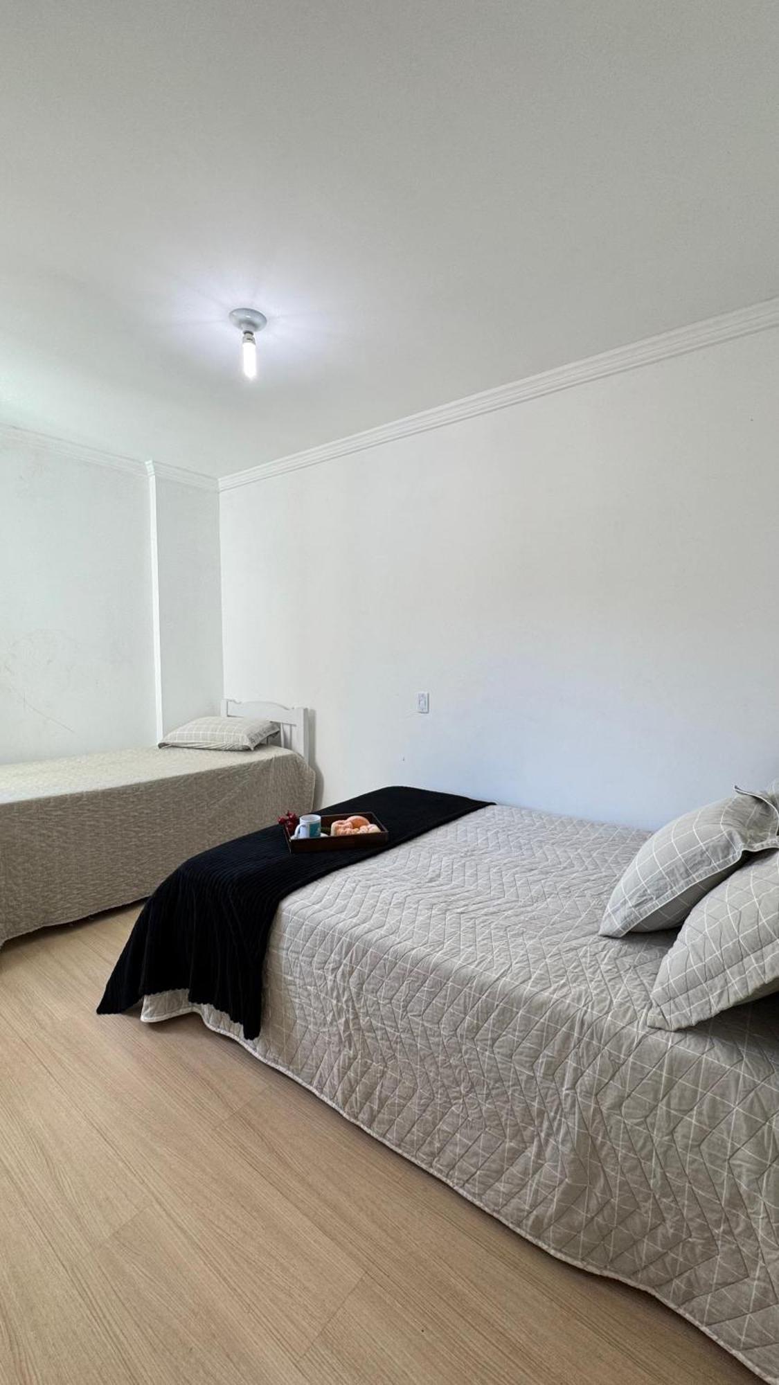 Apartment Apto Orquideas- 3 Quartos - Apto Espacoso,confortavel Com 2 Sacadas De Frente Avenida Principal! Piratuba